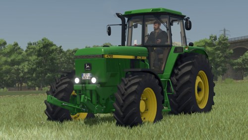 More information about "John Deere 4755 Rust Edition"